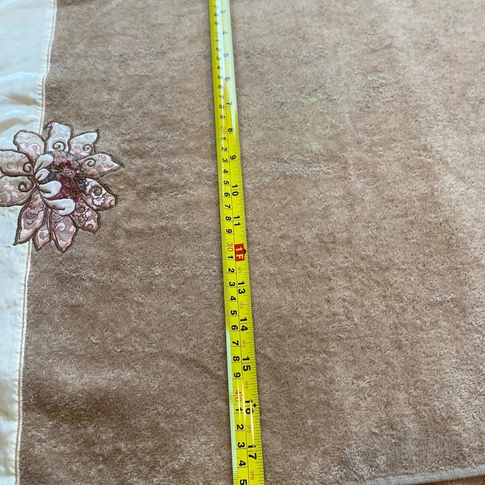 Fancy Bath & Hand Towel Set Guest  Tassels Embroidered Floral TanPlum 100 Cotton